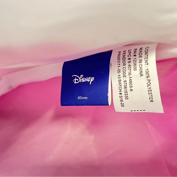 Large Disney Frozen tote bag featuring Anna, Elsa, and Olaf. - Picture 3 of 3